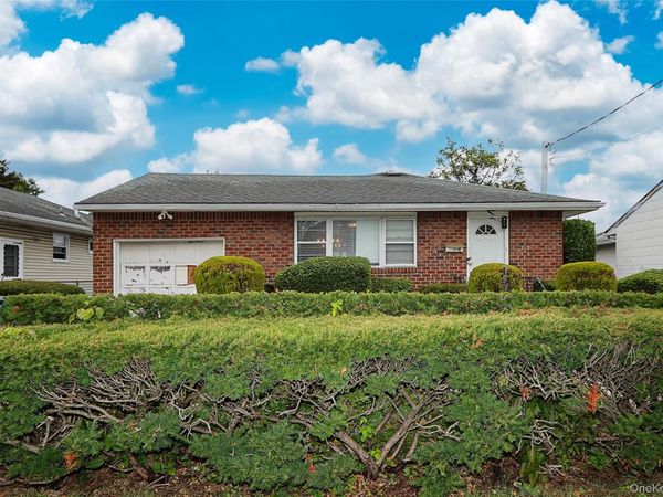 53 Atlantic Avenue, Carle Place, NY 11514