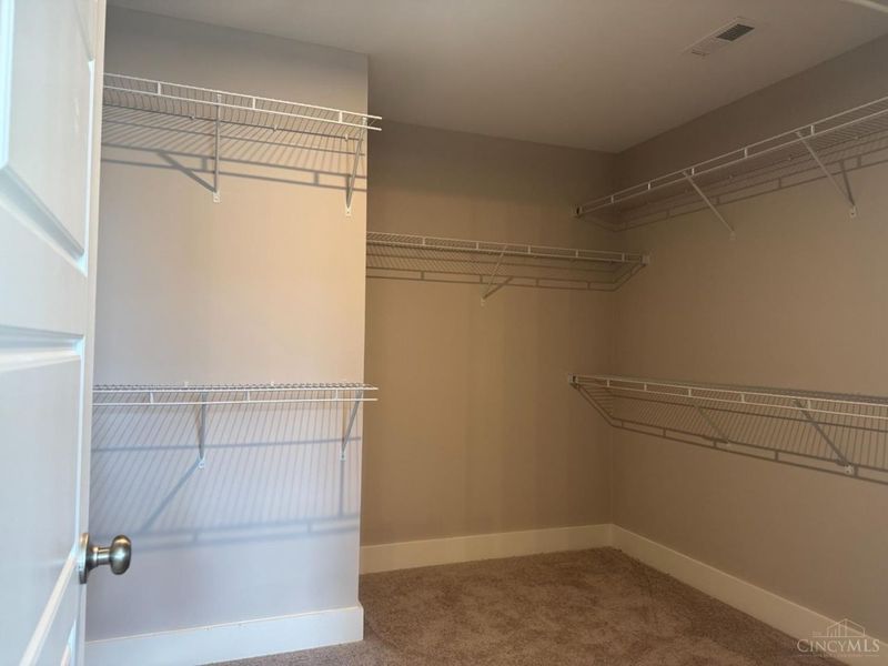 393 David Lee Court, Monroe, OH 45050 Photo 10