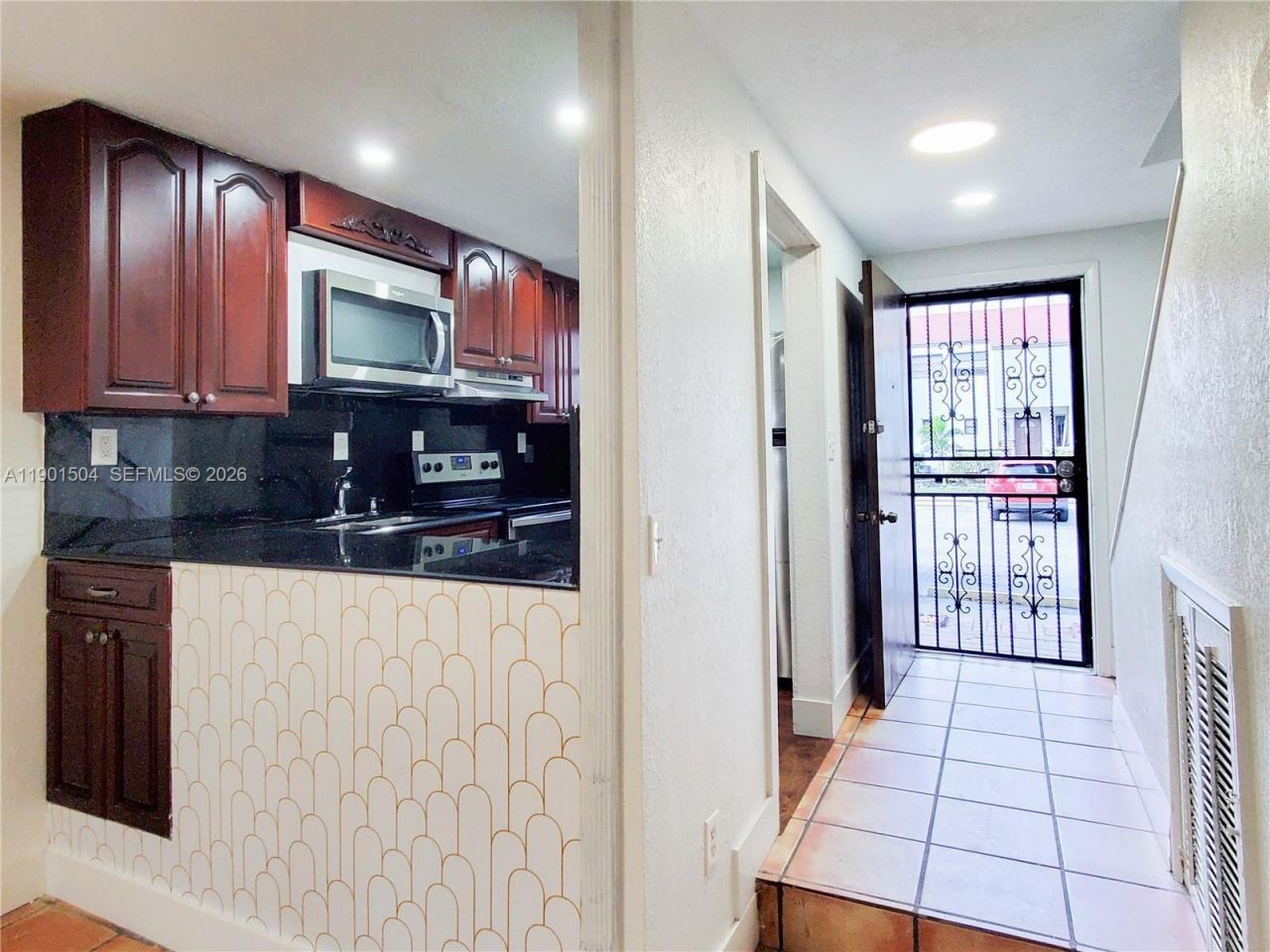 1901 NW S River Dr, Unit 61F, Miami, FL 33125 Photo