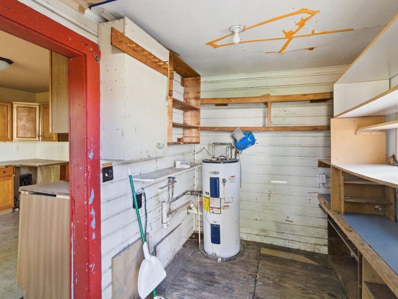 210 State Street, Edison, OH 43320 Photo 9