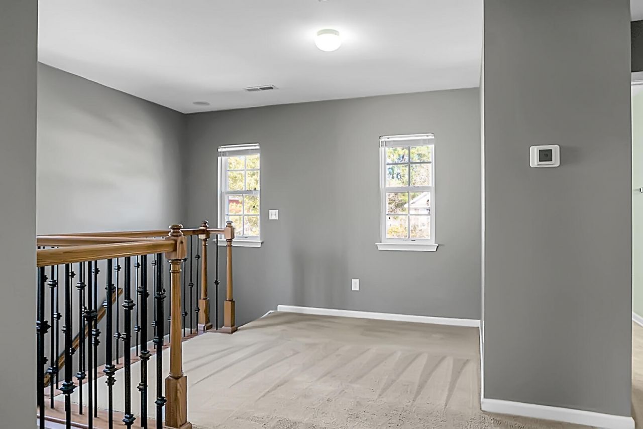 261 Woodbrook Way Photo 23