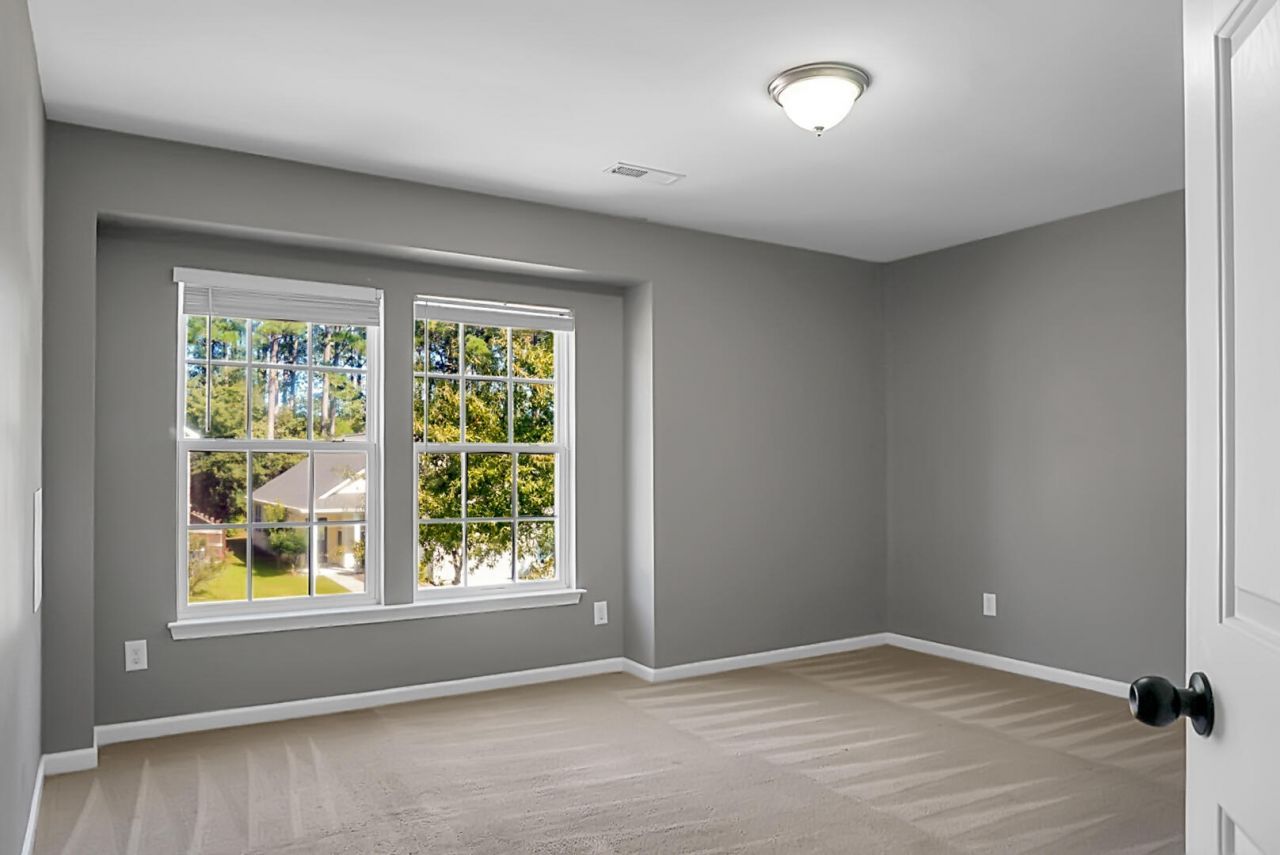 261 Woodbrook Way Photo 27