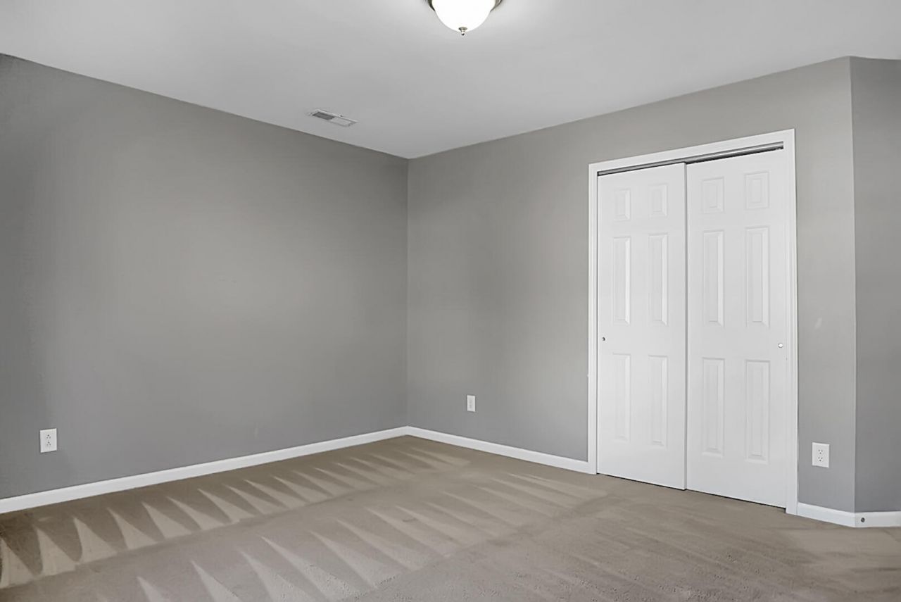 261 Woodbrook Way Photo 28