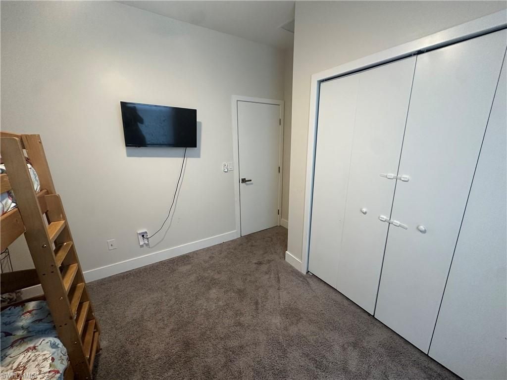 1613 N Gator Cir, Cape Coral, FL 33909 Photo