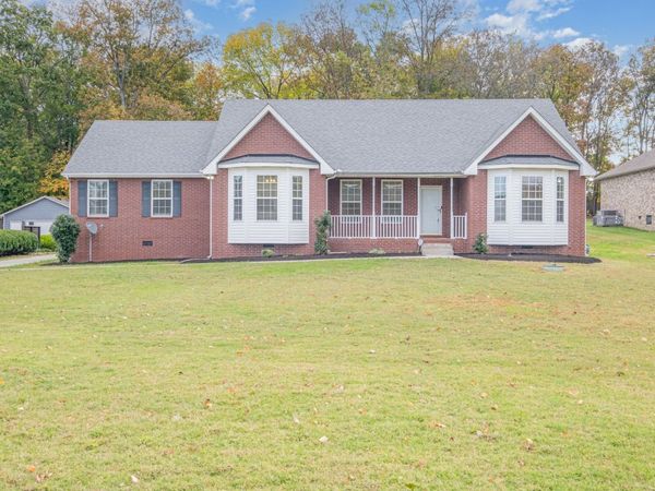827 Ridgetop Dr, Mount Juliet, TN 37122