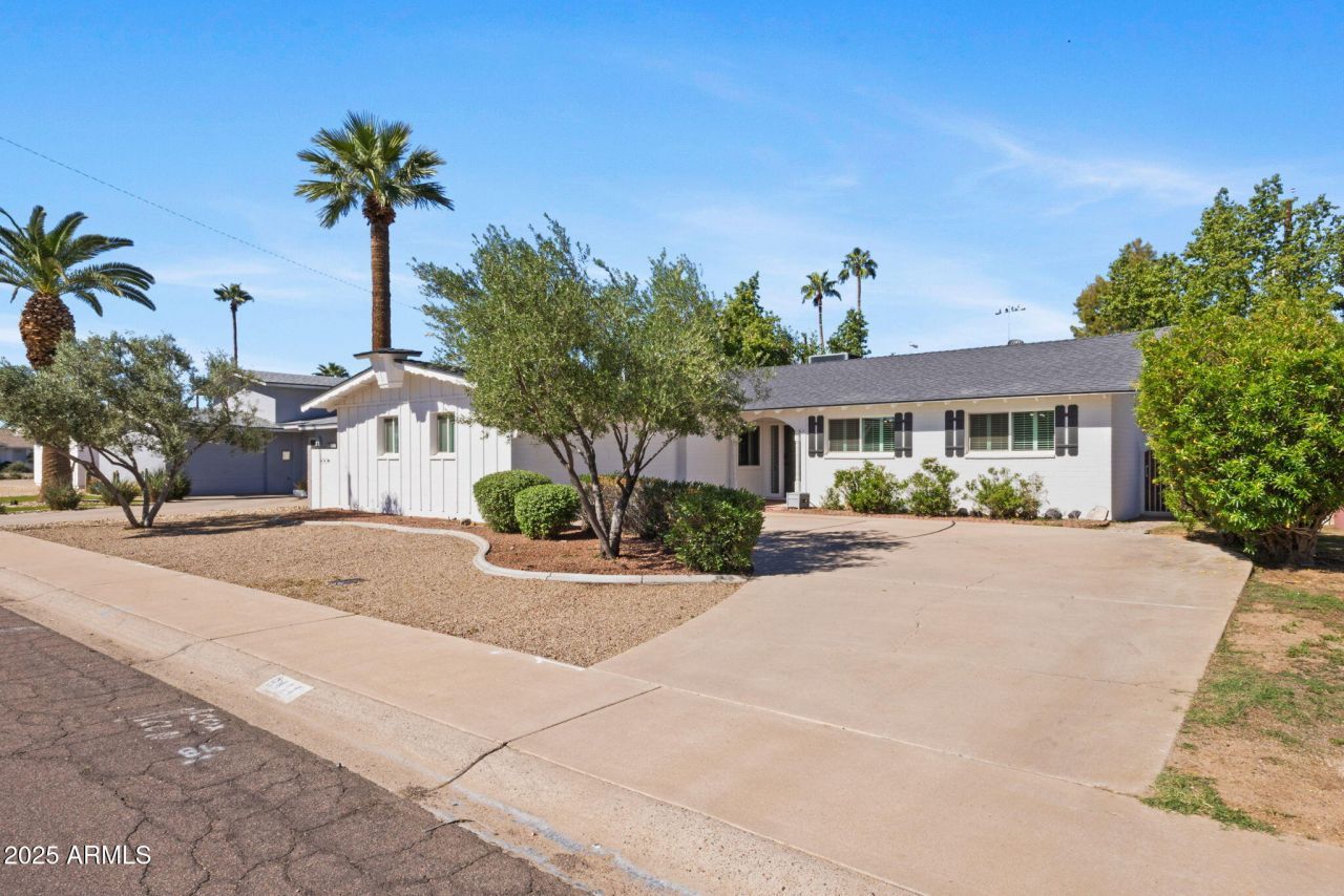 8414 E Sage Drive, Scottsdale, AZ 85250 Main Photo