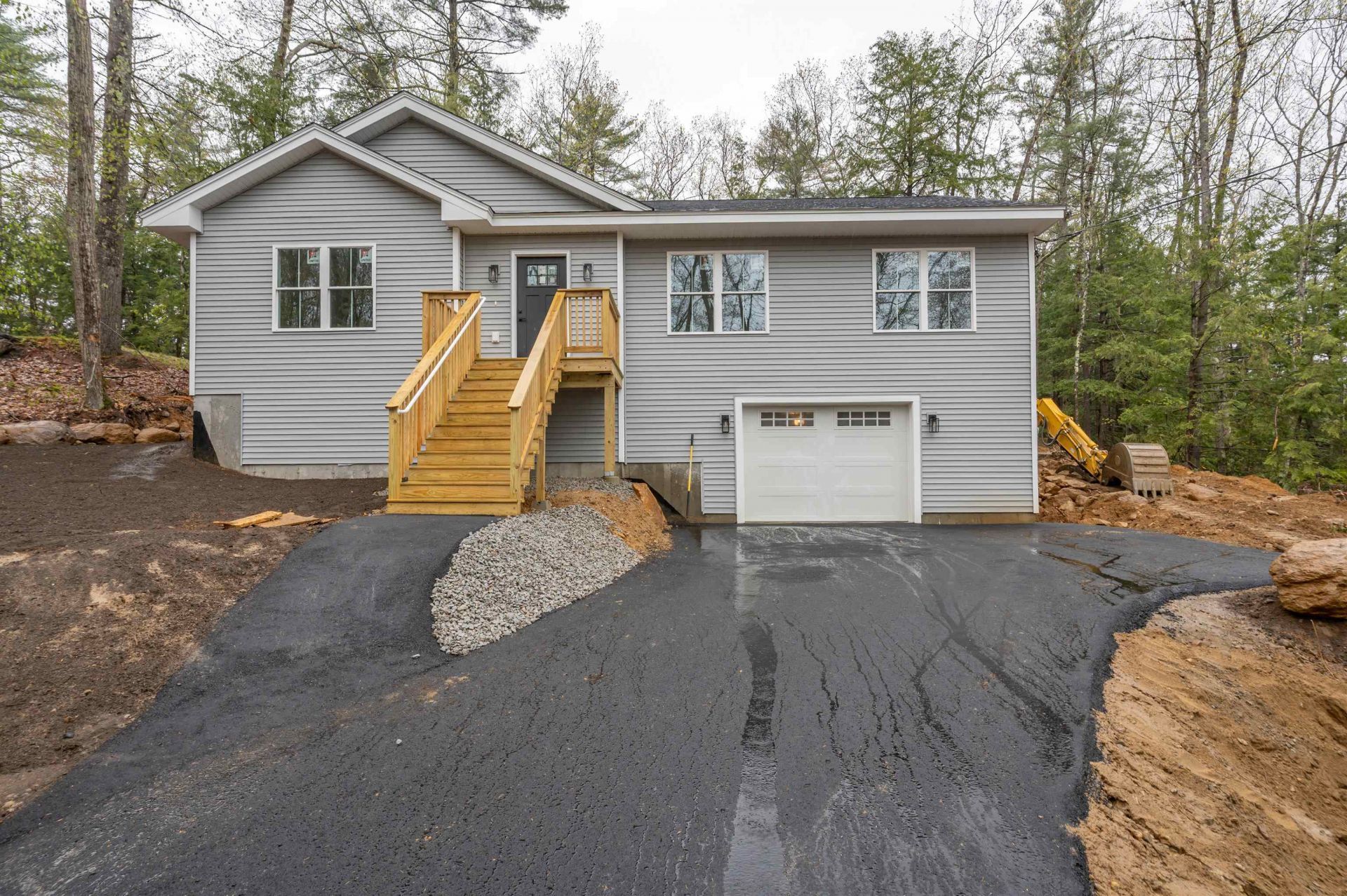 22 Pinepark Drive, Barnstead, NH 03218 Main Photo