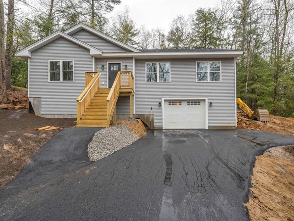 22 Pinepark Drive, Barnstead, NH 03218