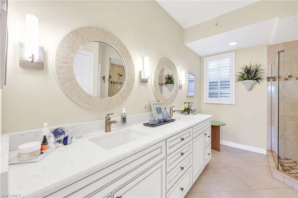25232 Pelican Creek Cir, Unit 102, Bonita Springs, FL 34134 Photo