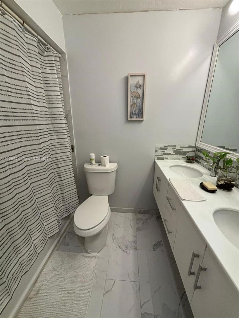 262 NE Floresta Dr, Port Saint Lucie, FL 34983 Photo