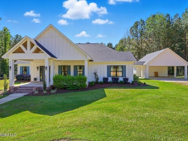 123 L & B Way, Mendenhall, MS 39114