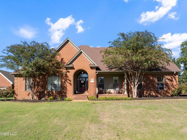 2410 Cumberland Drive, Southaven, MS 38672
