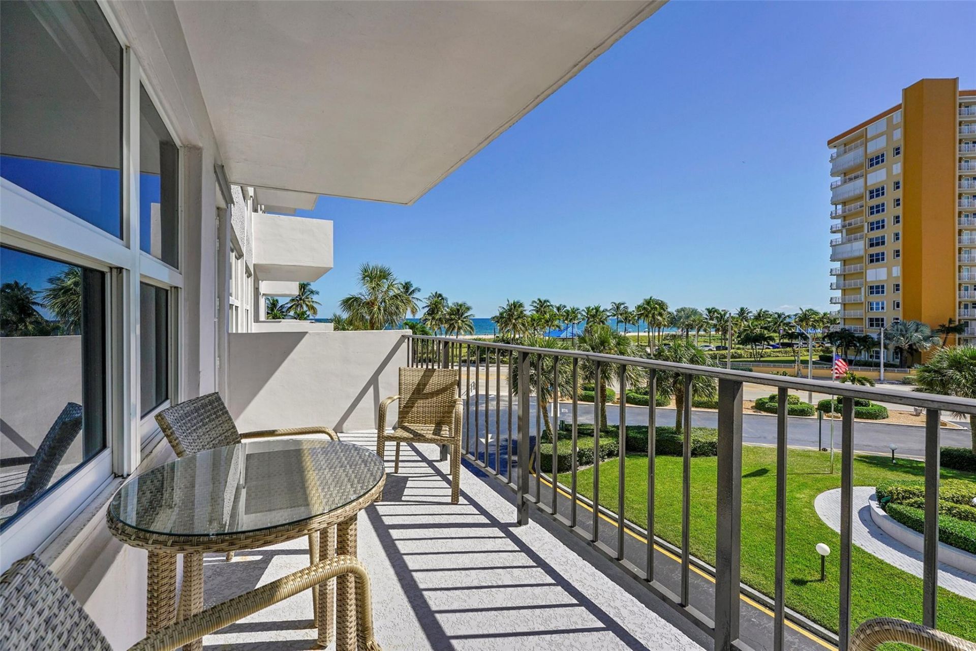 405 N Ocean Boulevard, Unit 306, Pompano Beach, FL 33062 Photo