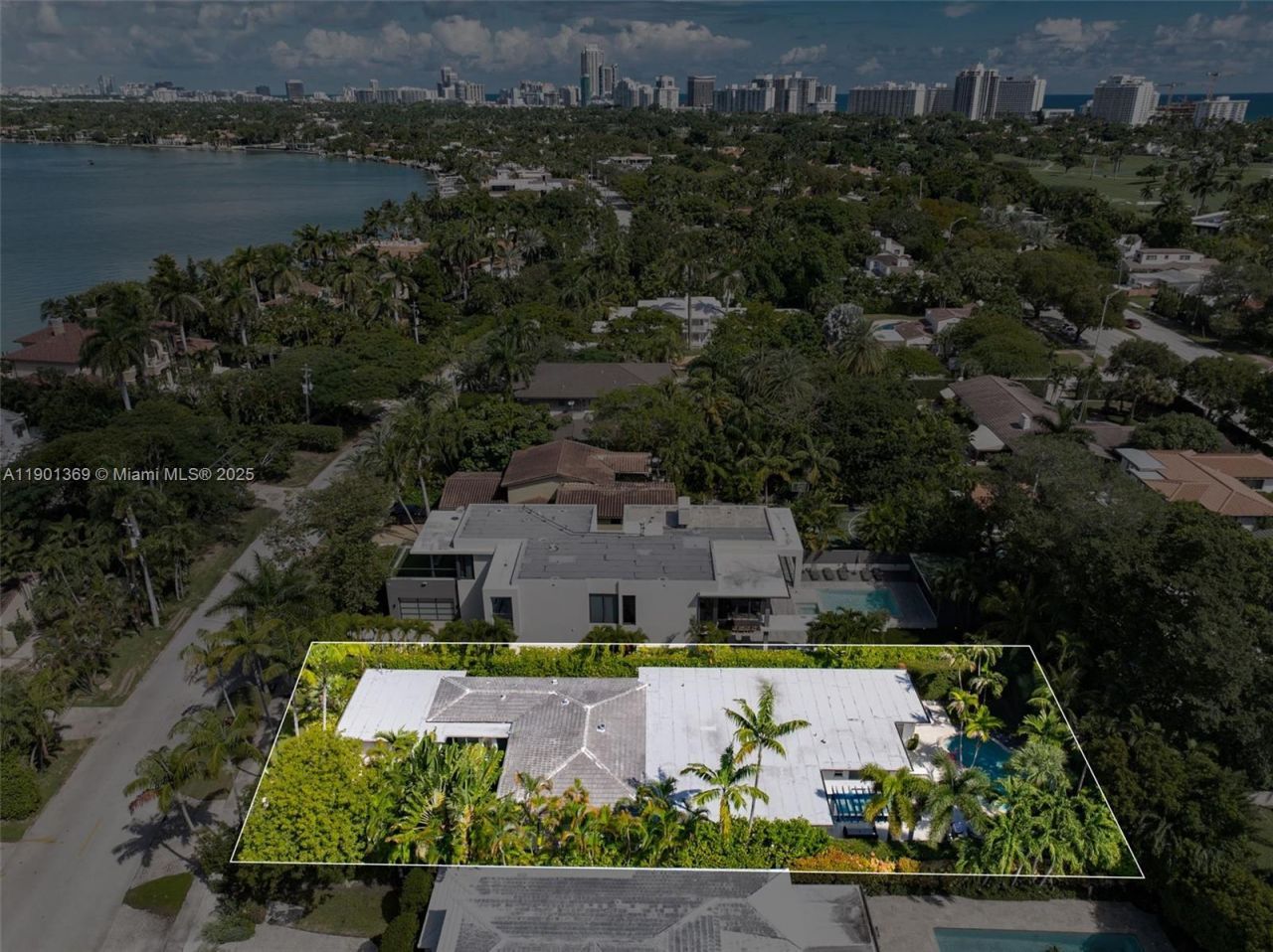 5055 N Bay Rd, Miami Beach, FL 33140 Photo