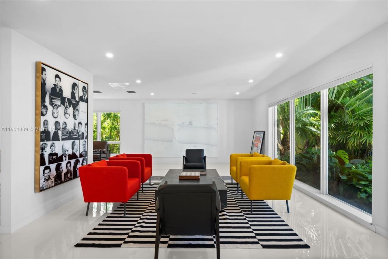 5055 N Bay Rd, Miami Beach, FL 33140 Photo