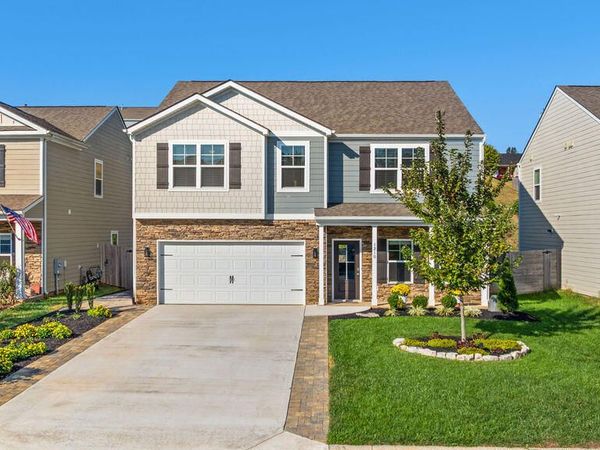 1210 Hampton Place Circle, Loudon, TN 37774