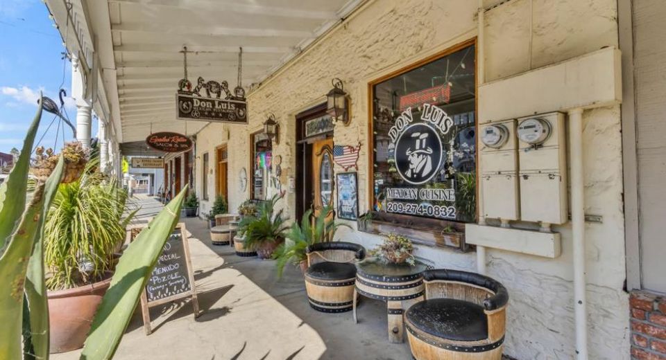 23 W Main St, Ione, CA 95640 Photo