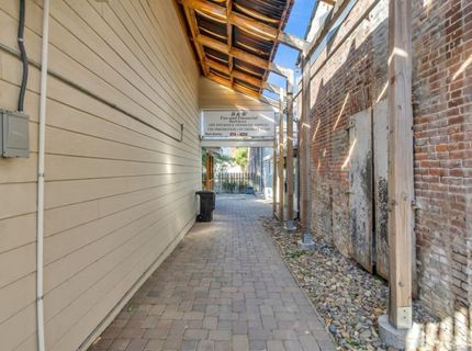 24 E Main St, Ione, CA 95640 Photo