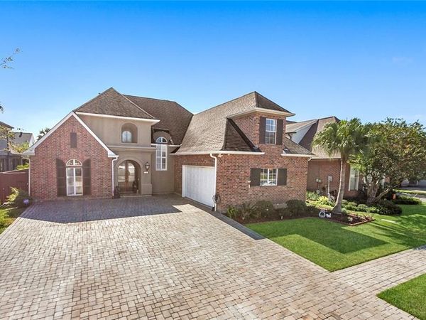 229 LEGRANDE BAYOU Lane, Kenner, LA 70065