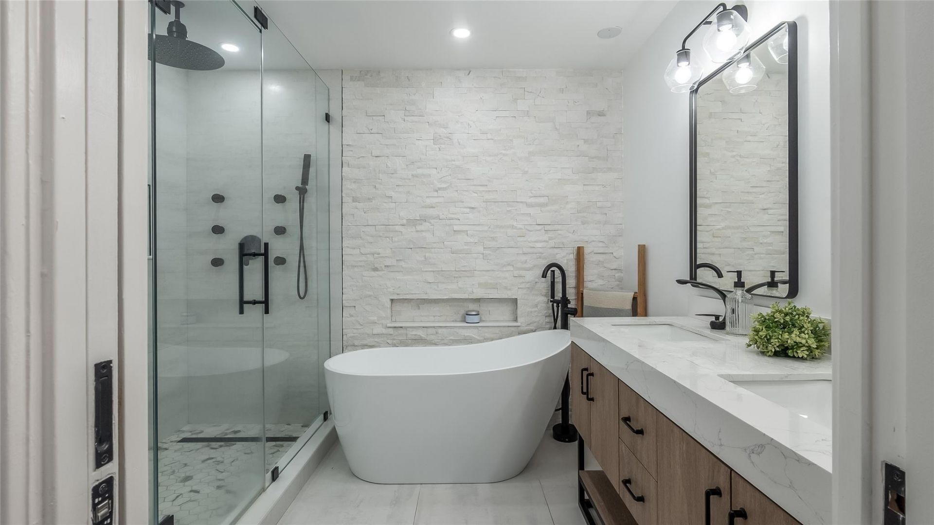 1399 W Camino Real, Boca Raton, FL 33486 Photo