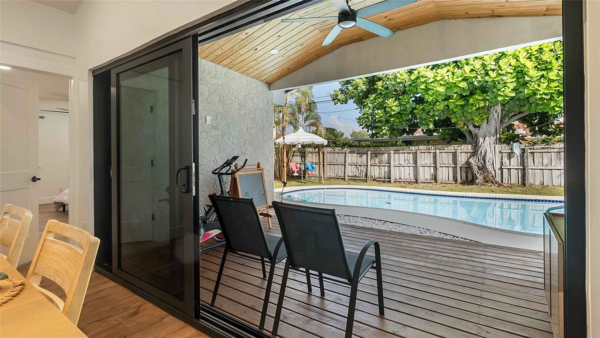 1399 W Camino Real, Boca Raton, FL 33486 Photo