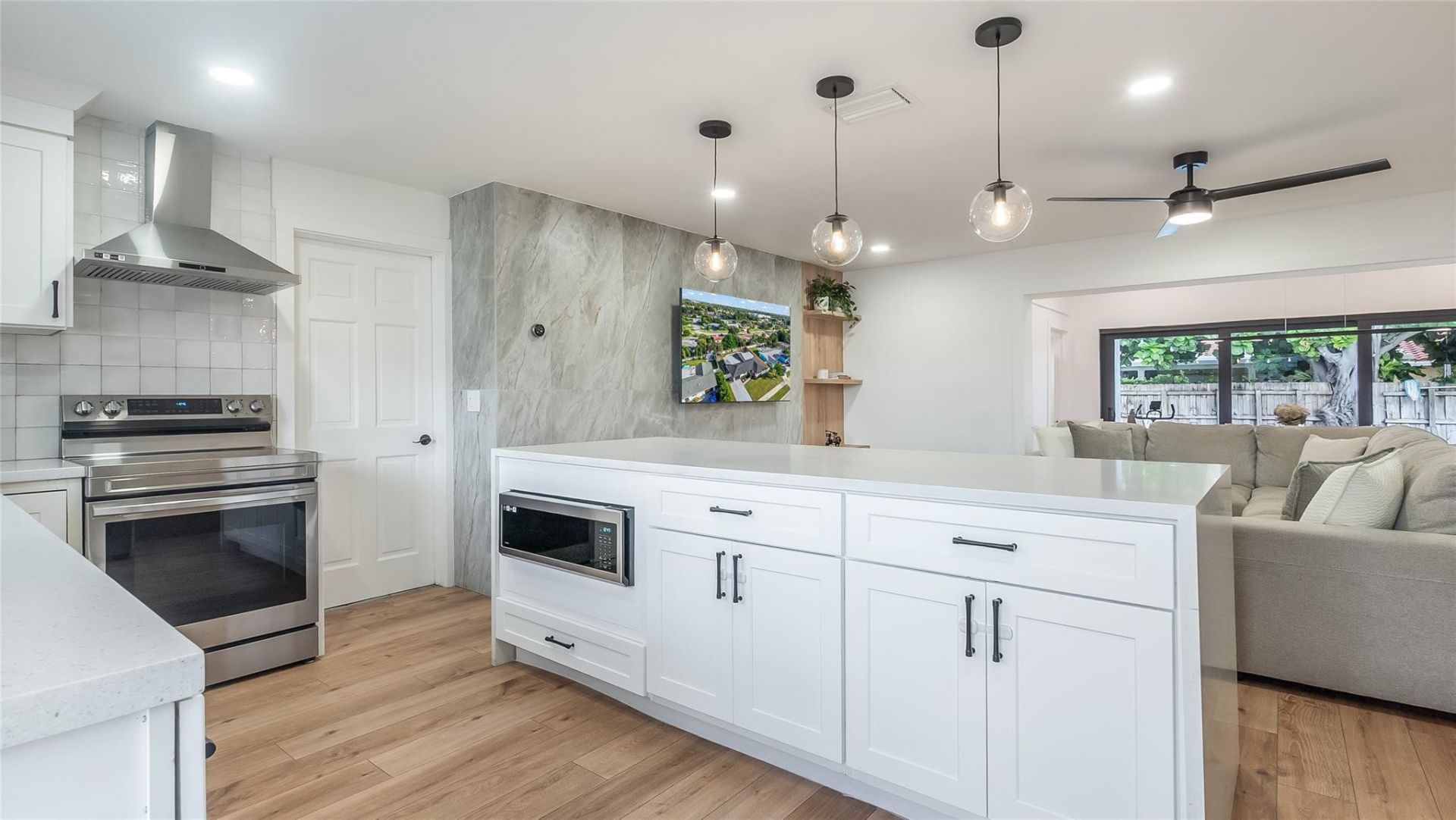 1399 W Camino Real, Boca Raton, FL 33486 Photo