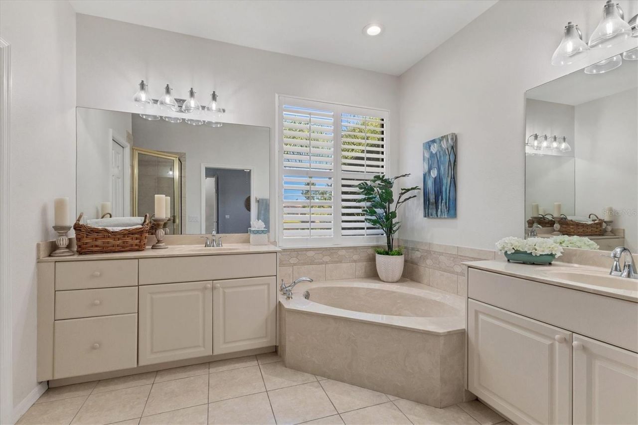 13861 Siena Loop, Lakewood Ranch, FL 34202 Photo