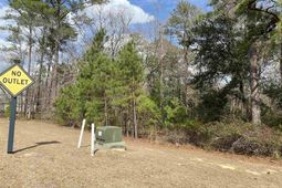 634 Mccown Dr. photo 4