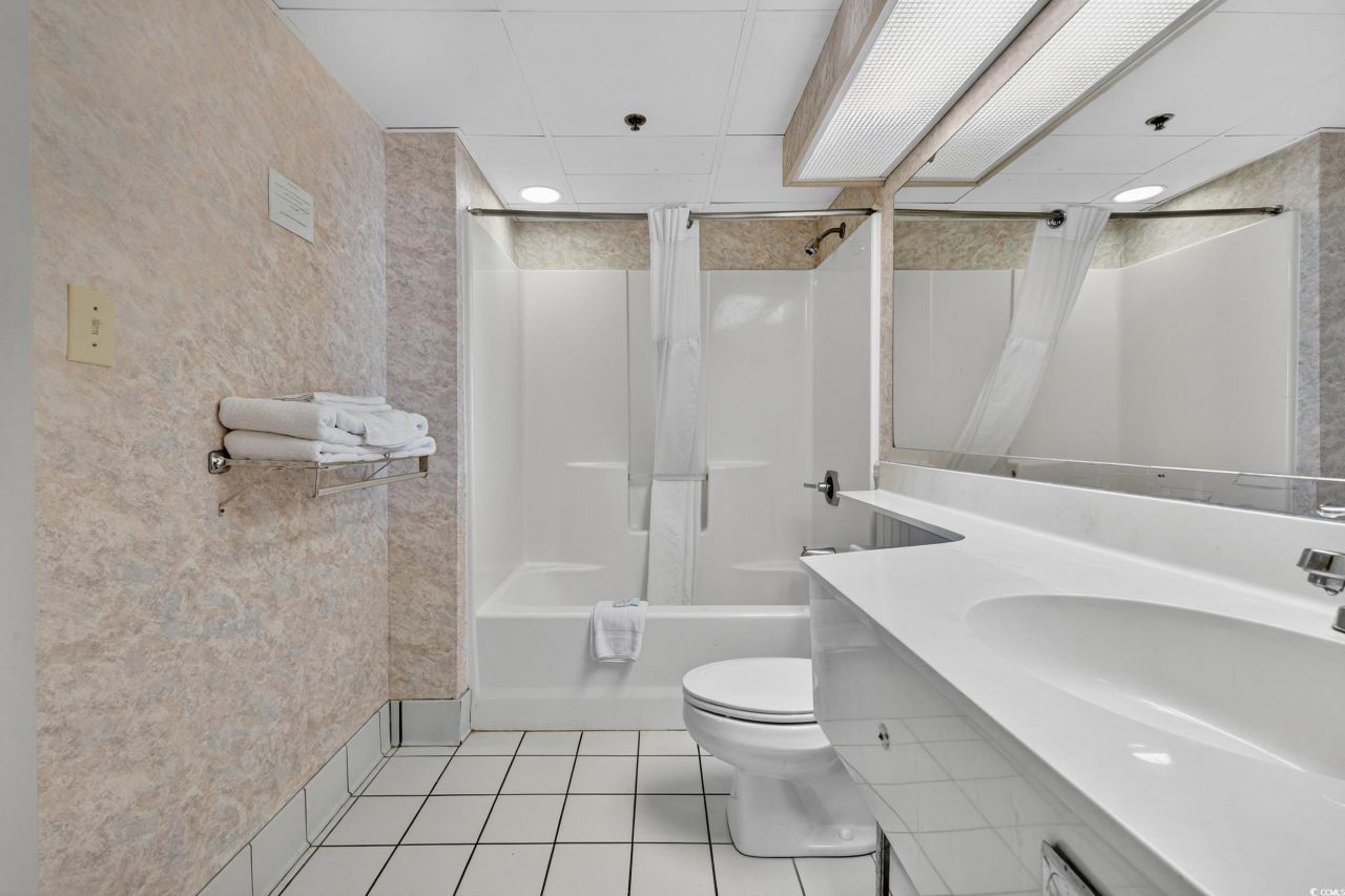 9550 Shore Dr. Photo 18