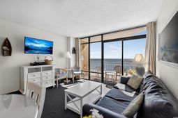 9550 Shore Dr. photo 4