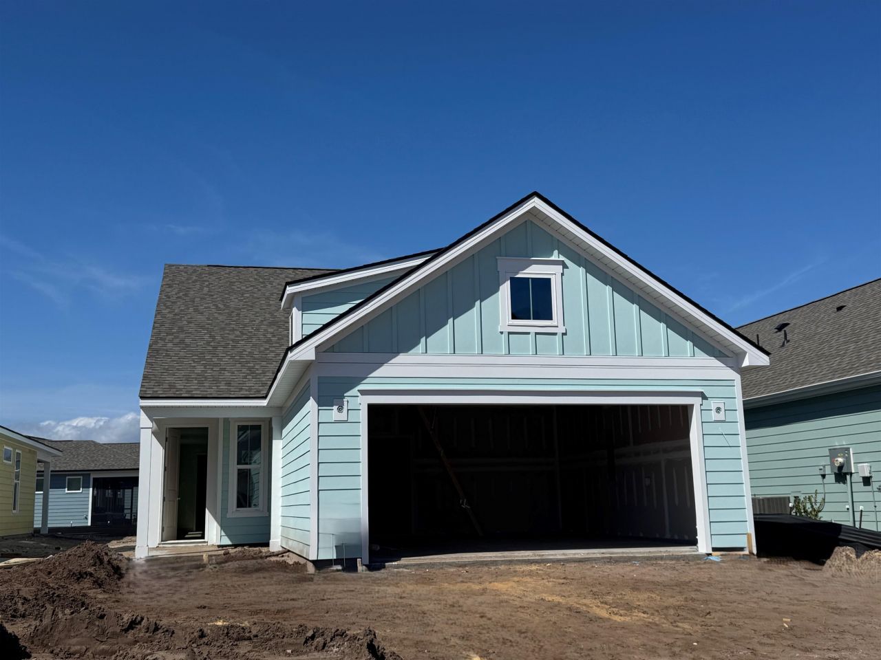 1174 Lady Bird Way Photo 2