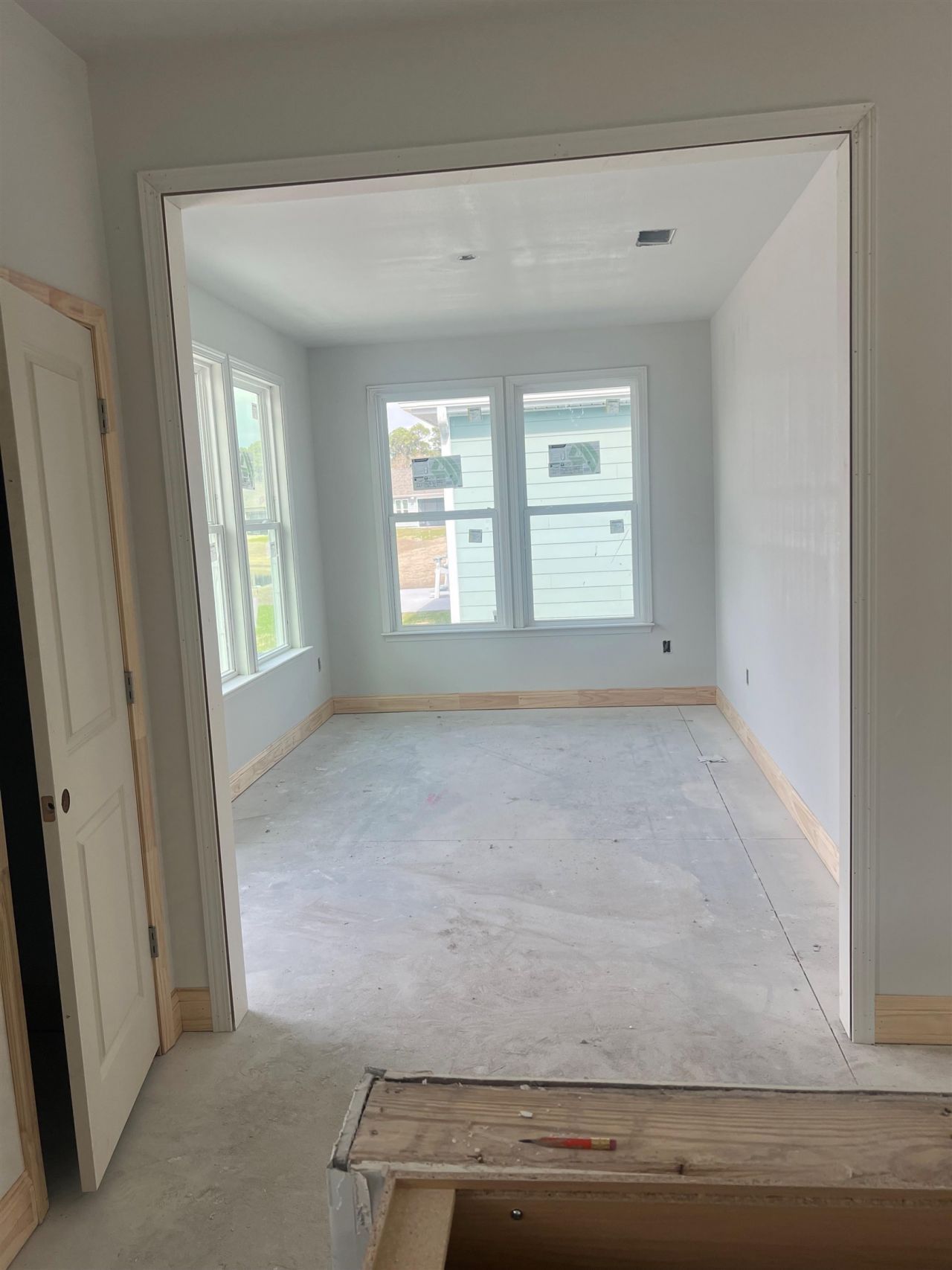 1174 Lady Bird Way Photo 6