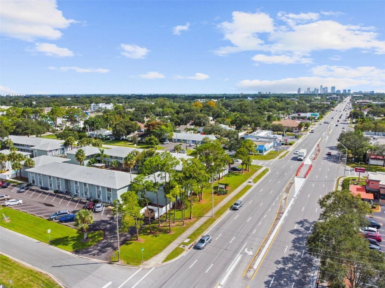 379 47th Avenue N, Unit 212, Saint Petersburg, FL 33703 Photo