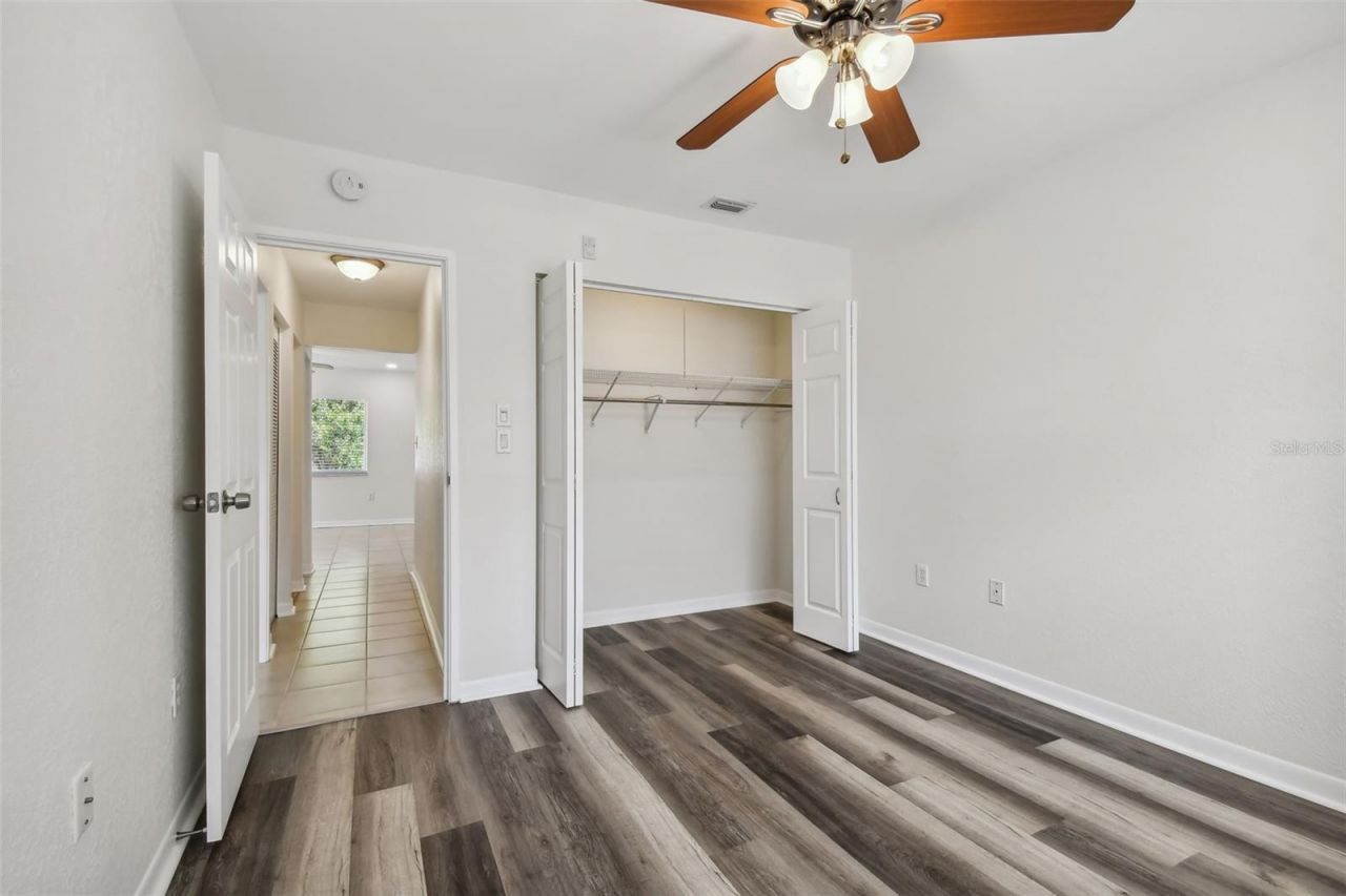 379 47th Avenue N, Unit 212, Saint Petersburg, FL 33703 Photo