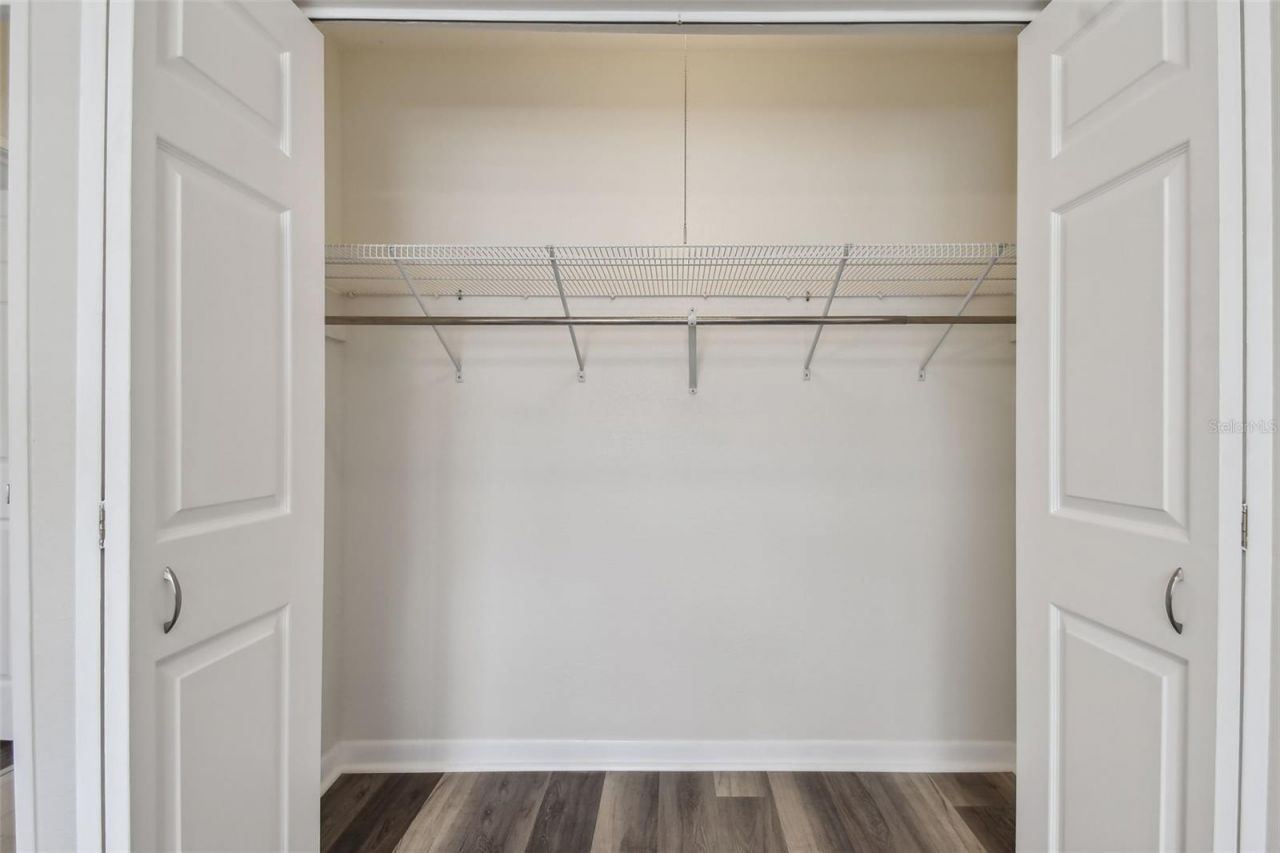 379 47th Avenue N, Unit 212, Saint Petersburg, FL 33703 Photo