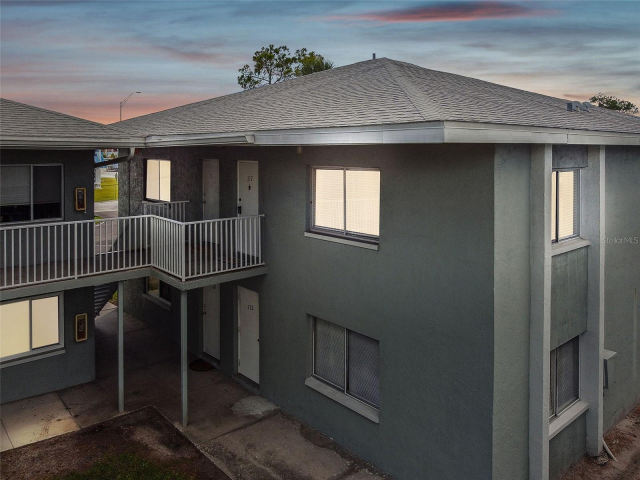 379 47th Avenue N, Unit 212, Saint Petersburg, FL 33703 Photo