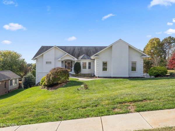 5439 Kesterbrooke Blvd, Knoxville, TN 37918