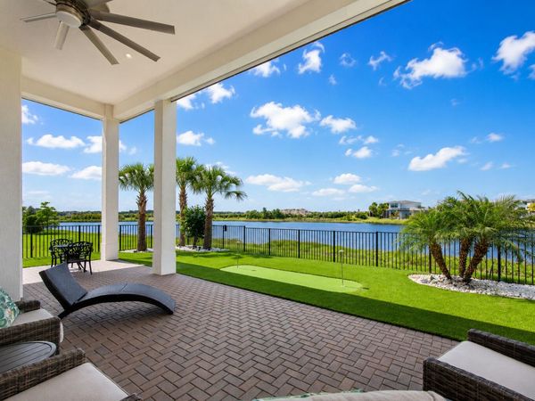 10033 Regency Way, Palm Beach Gardens, FL 33412
