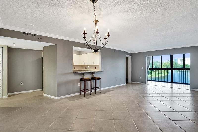 2334 S Cypress Bend Drive, Unit 304, Pompano Beach, FL 33069 Photo