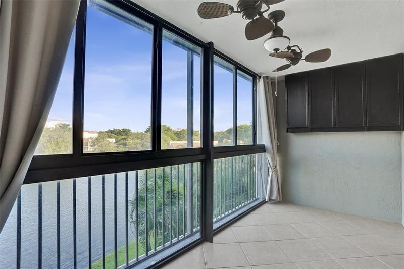 2334 S Cypress Bend Drive, Unit 304, Pompano Beach, FL 33069 Photo