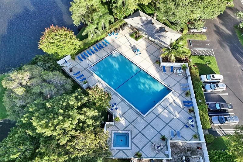 2334 S Cypress Bend Drive, Unit 304, Pompano Beach, FL 33069 Photo