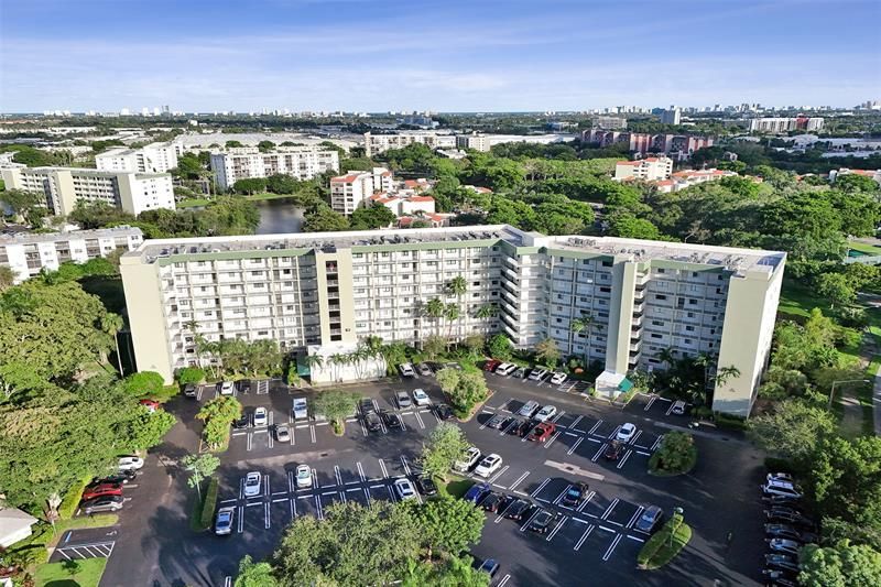 2334 S Cypress Bend Drive, Unit 304, Pompano Beach, FL 33069 Photo