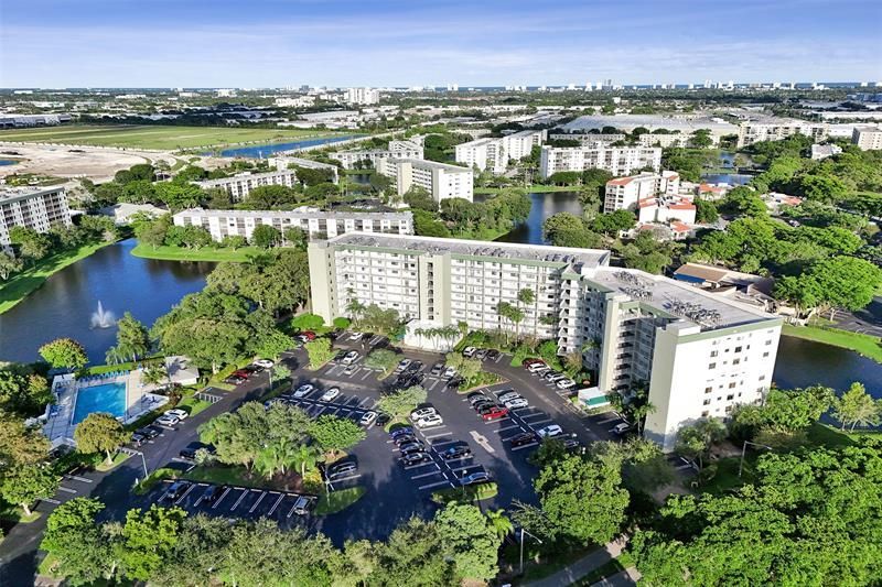 2334 S Cypress Bend Drive, Unit 304, Pompano Beach, FL 33069 Photo