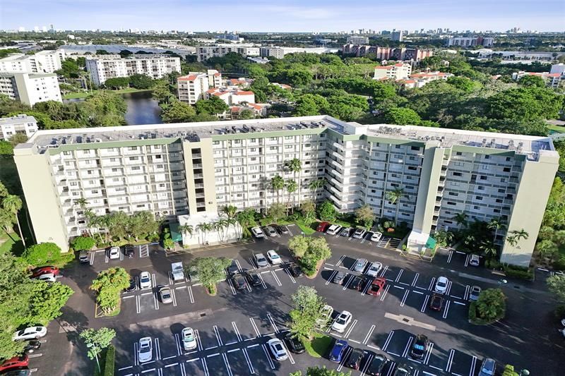 2334 S Cypress Bend Drive, Unit 304, Pompano Beach, FL 33069 Photo