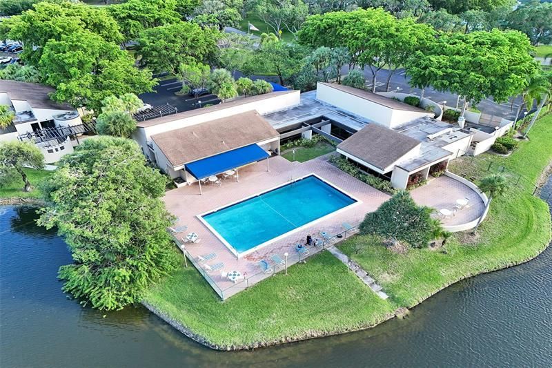 2334 S Cypress Bend Drive, Unit 304, Pompano Beach, FL 33069 Photo