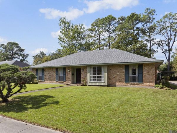 1878 Chevelle Dr, Baton Rouge, LA 70806