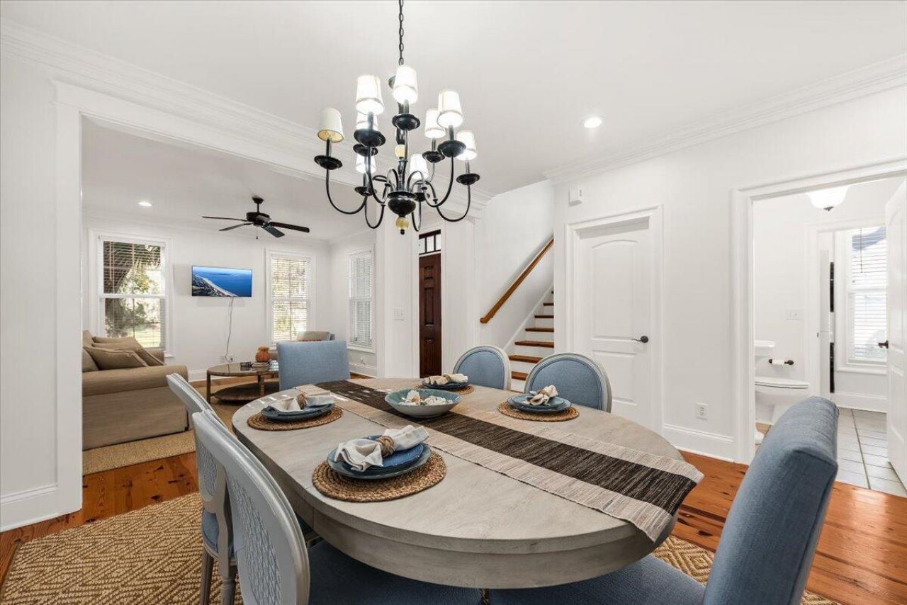 3218 Johnstowne Street Photo 9