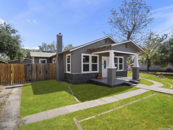 1530 SW 19th Street, San Antonio, TX 78207