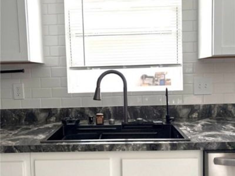 1054 Karen Drive, Akron, OH 44313 Photo 10