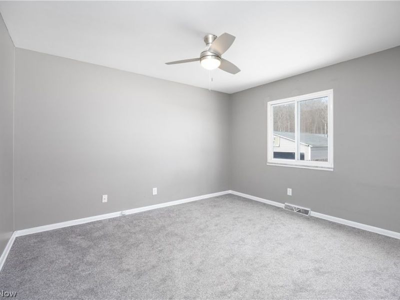 1054 Karen Drive, Akron, OH 44313 Photo 13